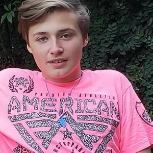 Meet your Posher, Gabe